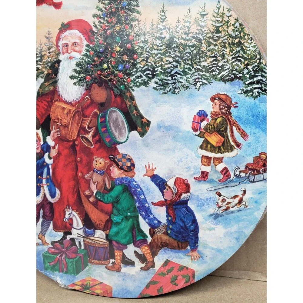 SET OF 4 HARD ROUND PLACEMATS W/CORK BACK(14